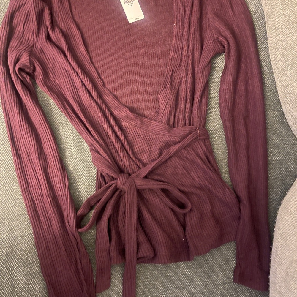 Express Deep Burgundy Ribbed Cardigan - Picture 2 of 4